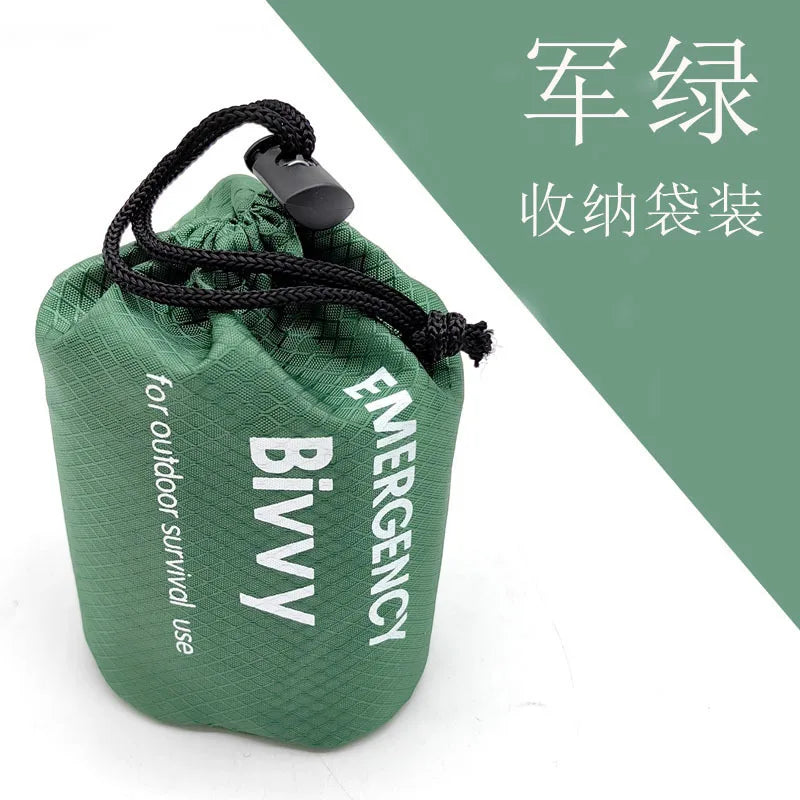 Sac de couchage d'urgence, couverture de survie, sac bivouac thermique en Mylar, abri léger, imperméable et portable pour le camping et la randonnée