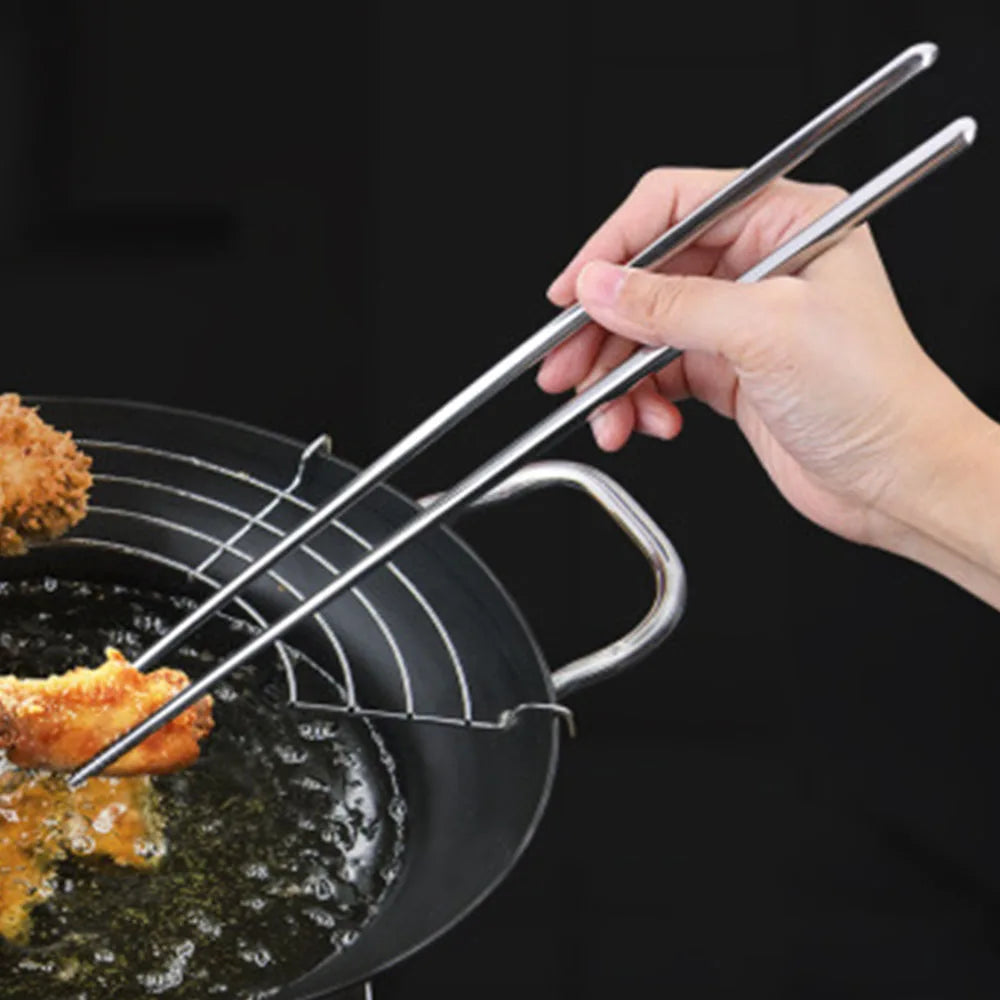 Un par de palillos de cocina de acero inoxidable extralargos lavables en lavavajillas de 38,8 cm