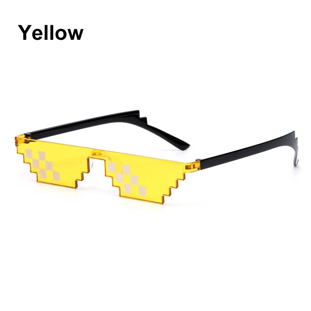 Lunettes de soleil mosaïque pixel rétro — gamer, robot, cosplay, anniversaire, nouveau design