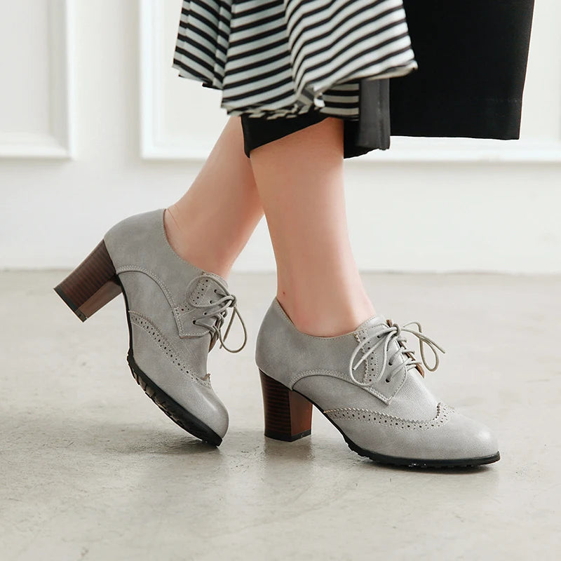 2025 otoño mujer zapatos Oxford con cordones Vintage punta redonda botines de mujer estilo inglés tacones altos señora zapato mujer 42 43