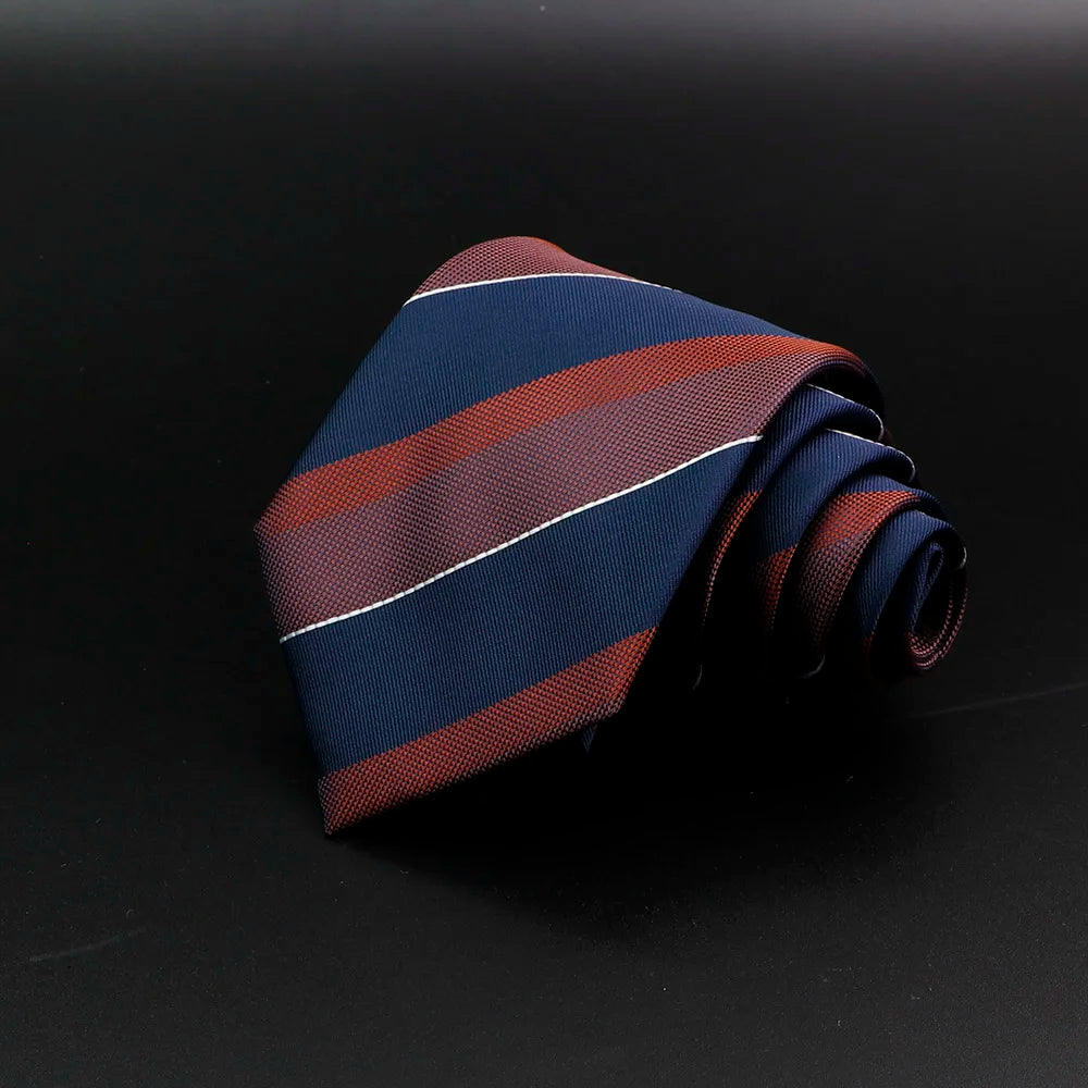 Nueva corbata clásica de rayas para hombre de 7 cm, jacquard, roja, azul, verde, corbata para uso diario, vestido de fiesta de boda, accesorios, regalo para hombre