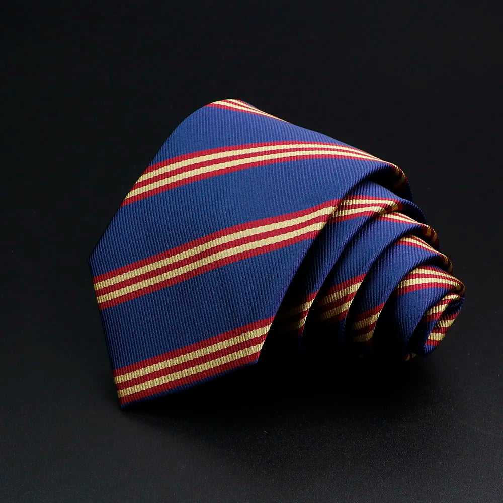 Nueva corbata clásica de rayas para hombre de 7 cm, jacquard, roja, azul, verde, corbata para uso diario, vestido de fiesta de boda, accesorios, regalo para hombre