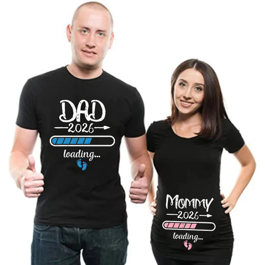 2026 nouveau mignon papa + maman + bébé imprimé Couple maternité T-Shirt annonce de grossesse chemise Couple enceinte T-Shirt vêtements