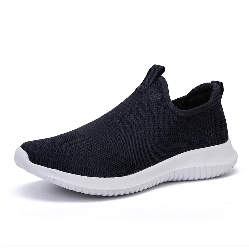 Zapatillas ligeras de malla Flyknit para hombre, calzado informal, sin cordones, calcetines para caminar, zapatillas planas, tallas grandes