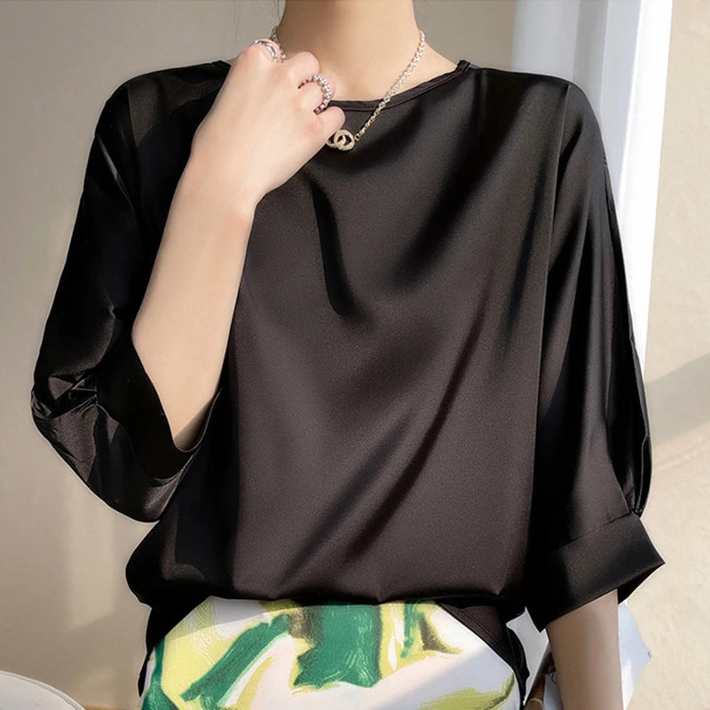 Nouveauté 2026 – T-shirt basique en satin de soie à manches courtes pour femme, col rond, coupe décontractée et légère, chemisier ample pour femme