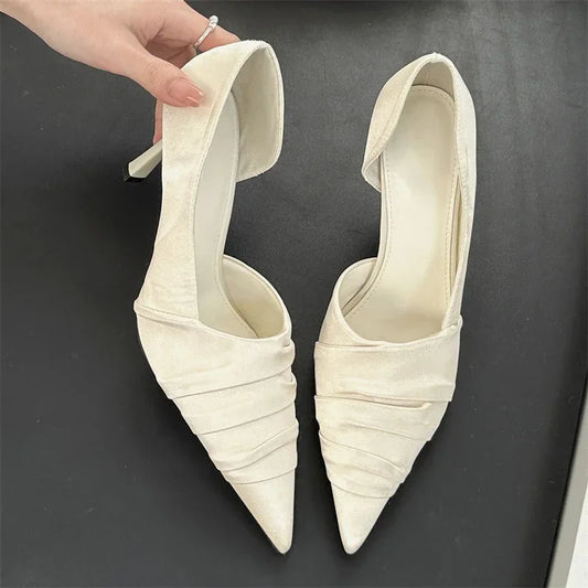 Pantoufles Élégantes en Satin Plisé Femme — Confort & Glamour