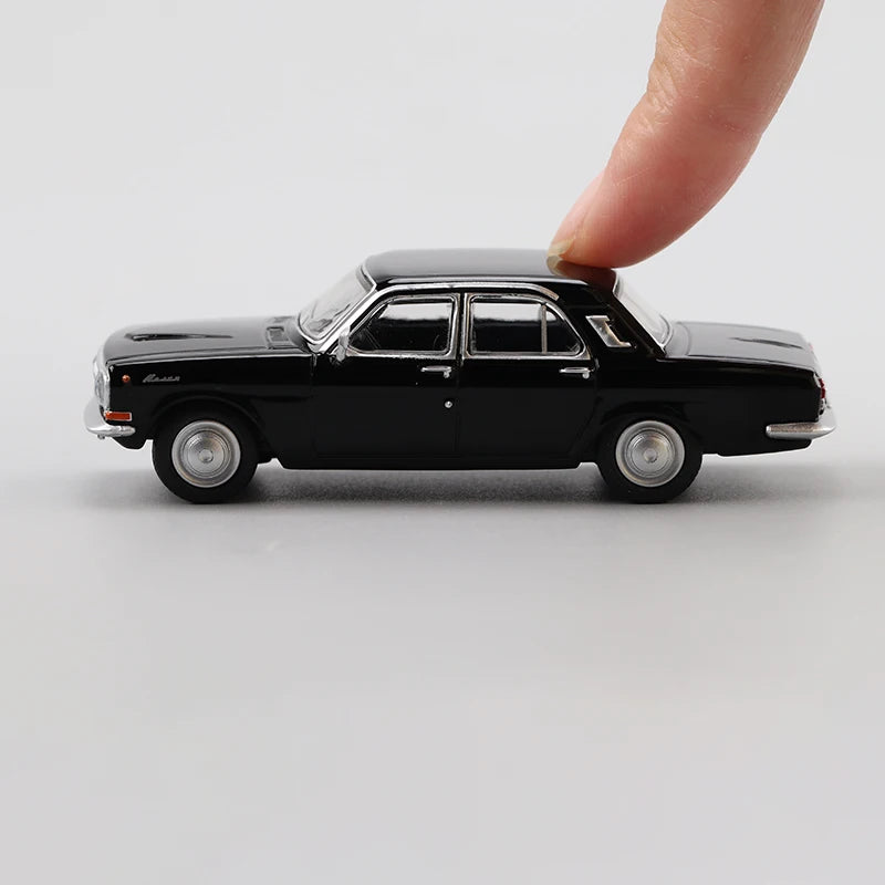 Perka Diecast 1:64 Scale Soviet GAZ-24 Volga Alloy Simulation Adult Car Model Collection Decoration Gift Toys Static Display