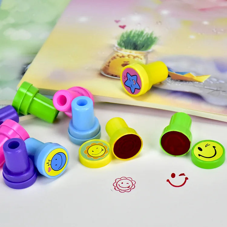 Assortiment de timbres auto-encreurs pour enfants, 10 pièces, tampons de jouets pour enfants, sceau de visage Smiley, Scrapbooking, peinture à la main, décor d'album Photo
