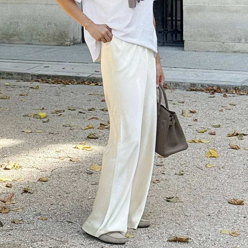 Pantalon ample en crêpe rose pour femme — rue chic, plissé, vintage, taille haute, 2025