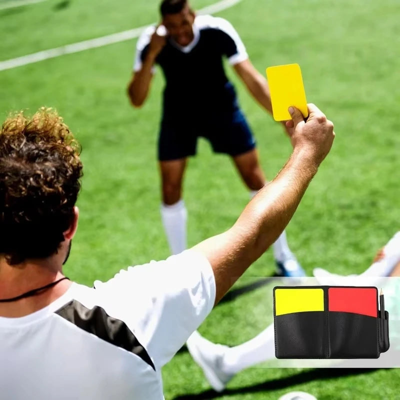 Kit Arbitre Football — Cartons Rouge & Jaune, Portefeuille PU, Sifflet & Carnet