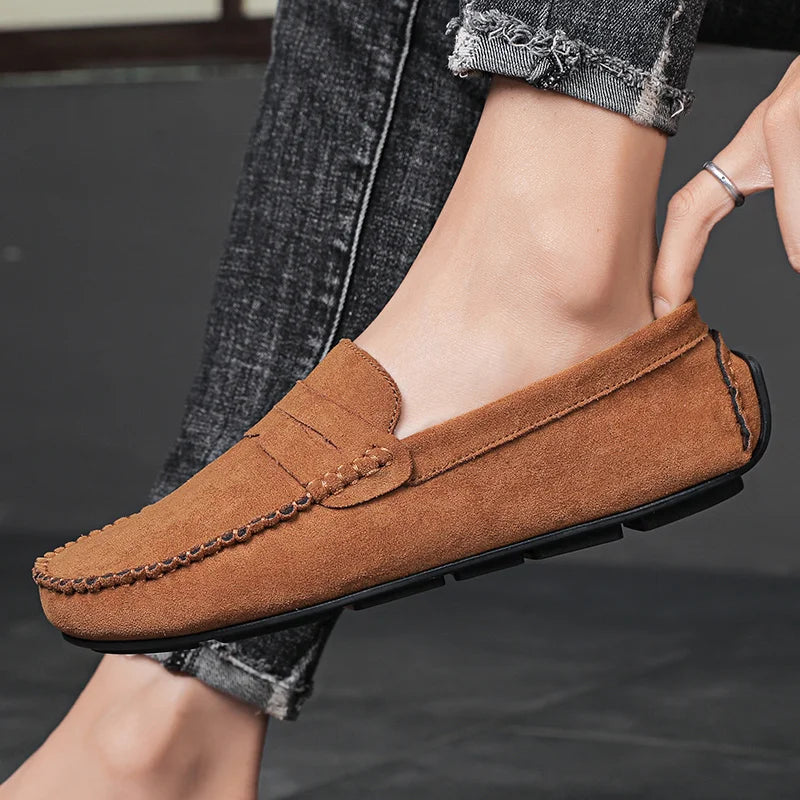 Men's Suede Casual Shoes Breathable Comfort Slip-on Driving Shoes Luxury Brand Men's Loafers Men's Lazy Shoes Moccasins