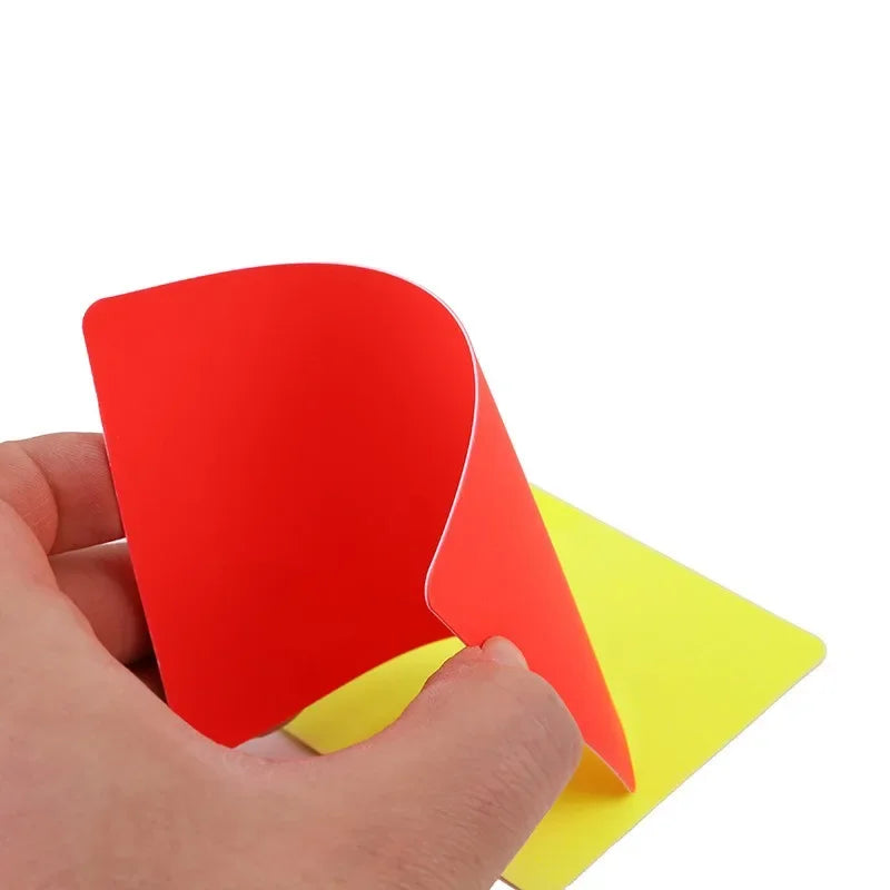 Kit d’Arbitre Football Professionnel — Sifflet, Cartons Rouge & Jaune