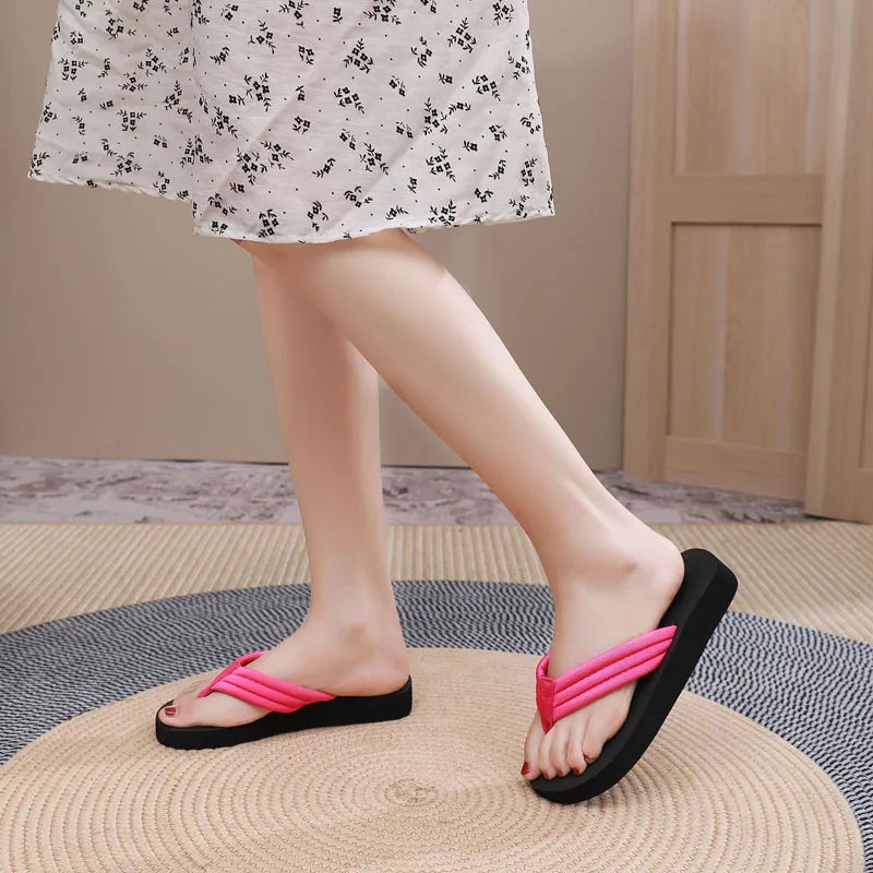 Tongs Femme Été à Fond Plat — Légères & Confortables