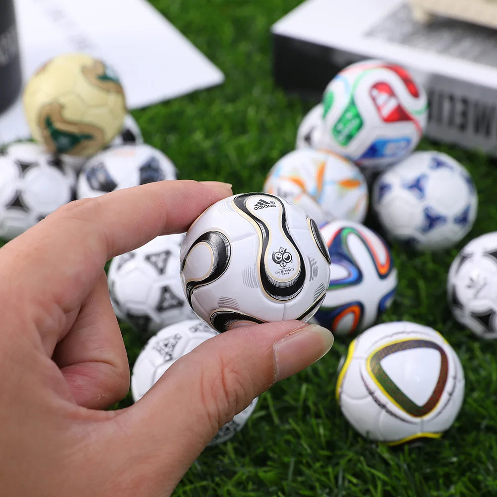 Ensemble 15 Mini Ballons de Football Collection PVC/PU 3,8 cm — Souvenir Sport & Cadeau Fan