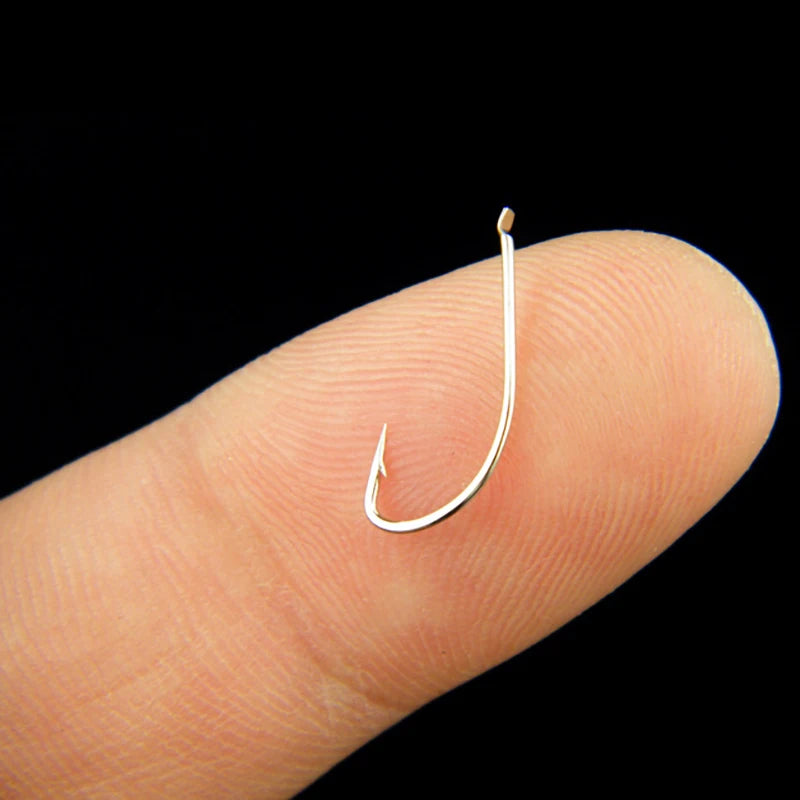 100pcs Barbed Silver High Carbon Steel Hooks for Fishing White Fox, Pelteobagrus Fulvidraco and Striped Catfish