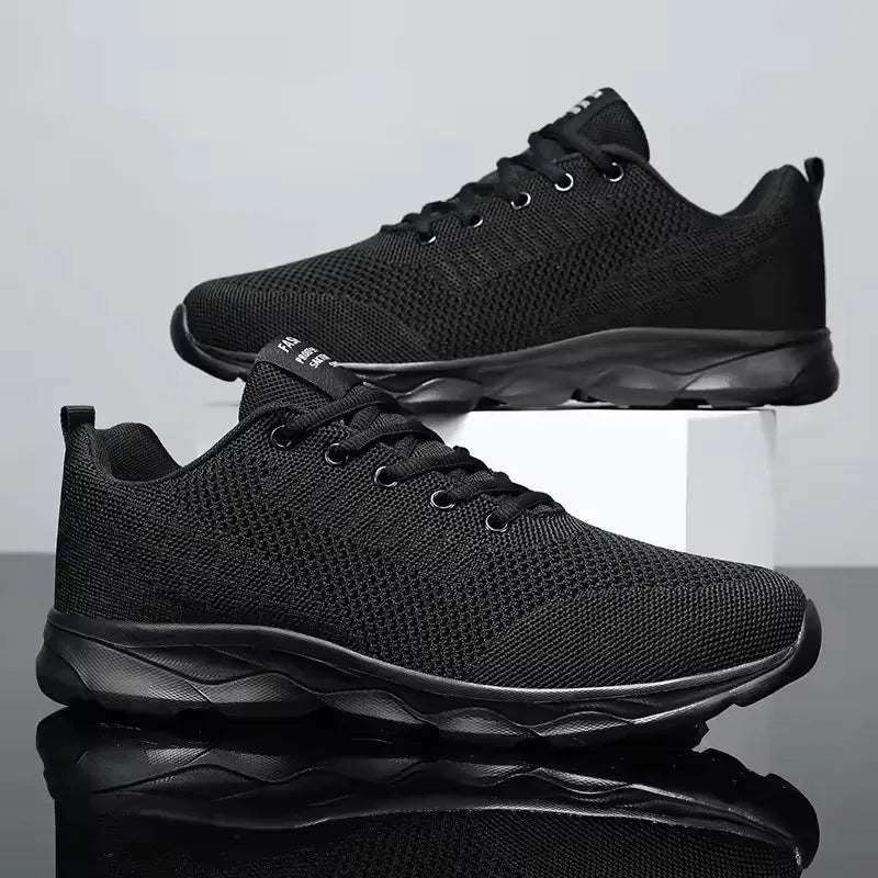 Zapatillas transpirables casuales para hombre, zapatos blancos de correr de verano, ligeros y suaves, calzado deportivo para hombre, talla 35-45