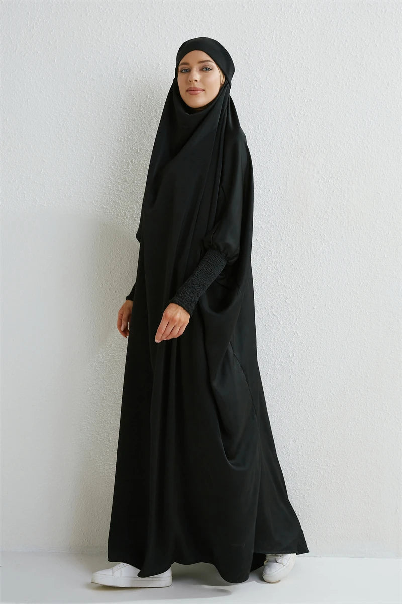 Abaya musulman à capuche manches smockées une pièce Robe de prière femmes Jilbab vêtements islamiques dubaï saoudien Robe noire modestie turque