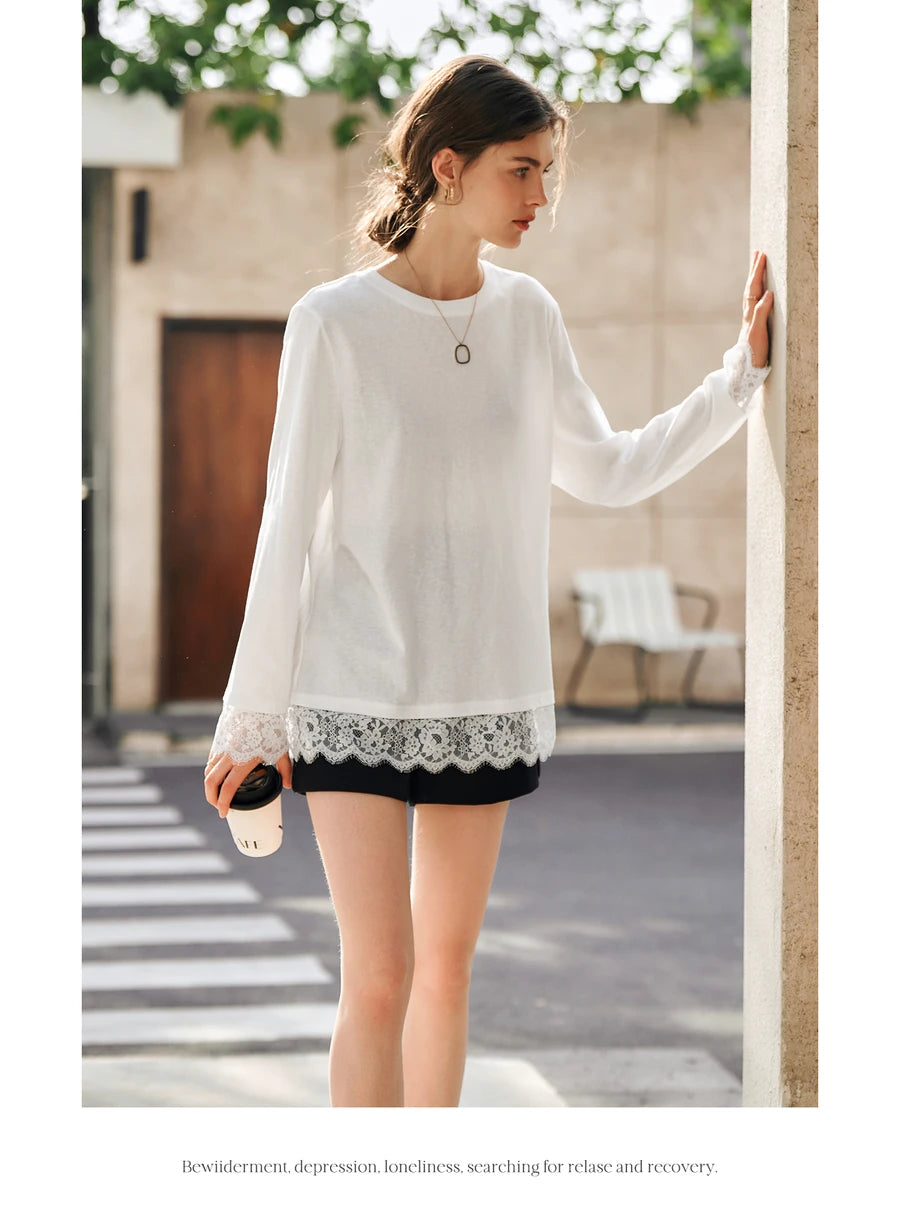 T-shirt femme en coton blanc automne 2026 — décontracté, ample, col rond, manches longues en dentelle