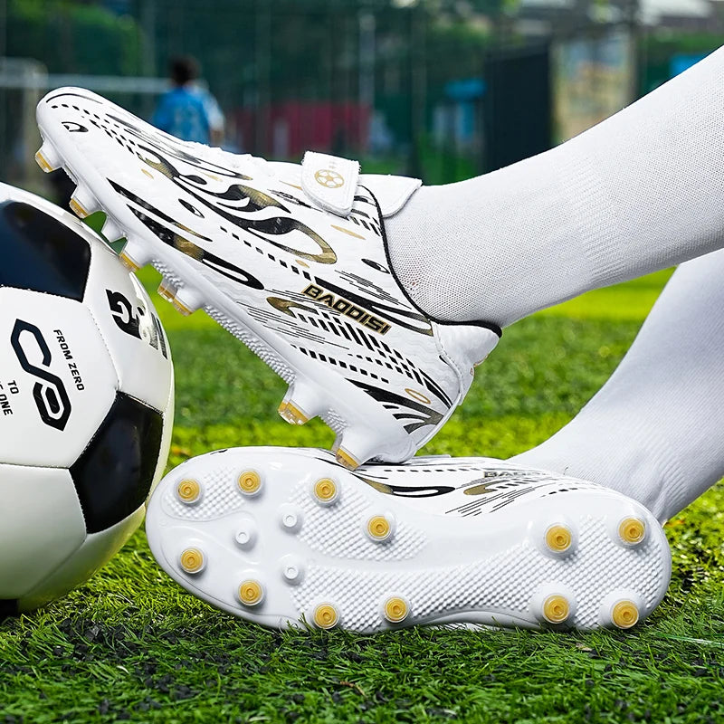 Chaussures de Football TF Enfant & Garçon Cuir Verni Basses — Gazon Synthétique & Futsal, Toutes Saisons