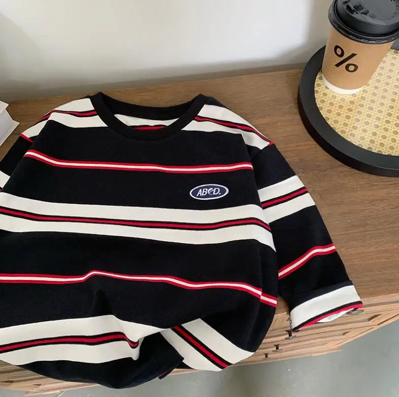 2025 otoño ropa de niños niñas manga larga camisetas básicas niños Cool raya algodón camiseta adolescente suelta casual 2-7 años top infantil