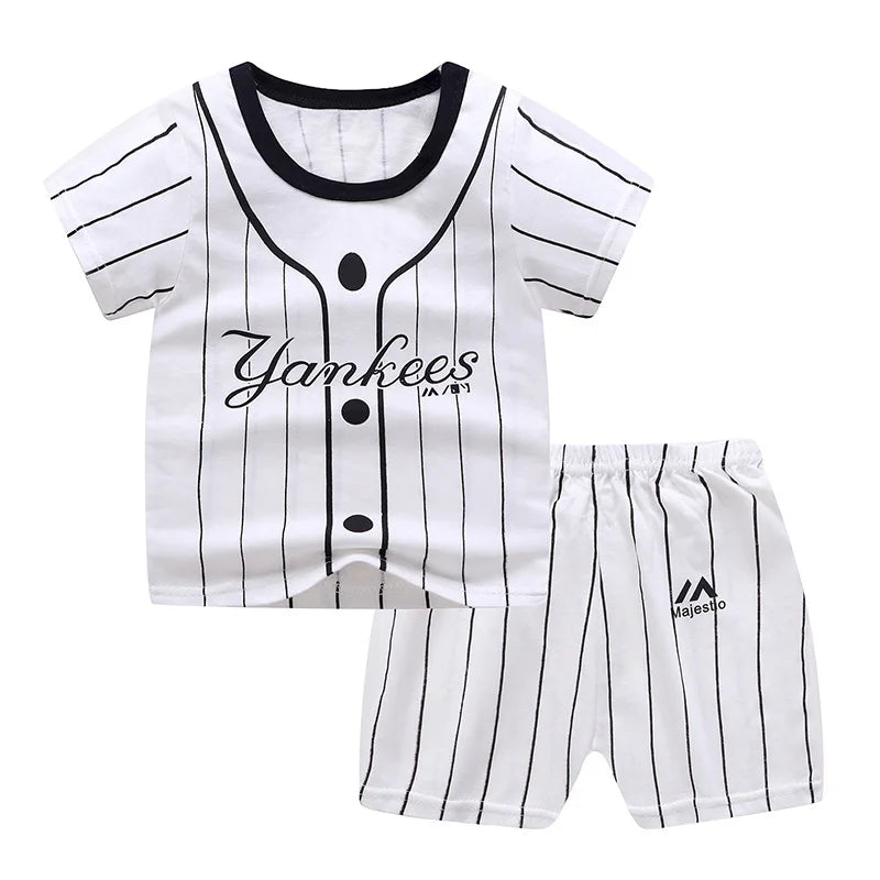 Winnie the Pooh Cute Kids Tracksuit Summer Clothes Cartoon Fashion Baby Boys Short Sleeve T-Shirt + Shorts 2 Piece Set