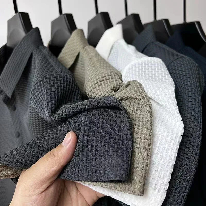 Nueva camiseta tipo polo de moda para hombre de negocios informal de manga corta con estampado de huesos y color liso, transpirable, cómoda y versátil para verano