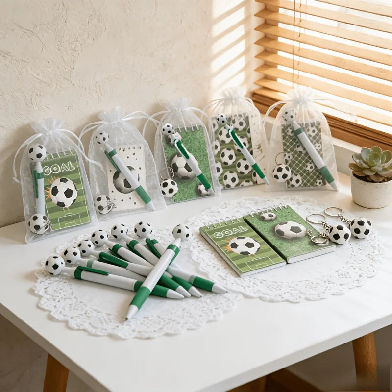 Pack Cadeau Papeterie Thème Football 10 Pièces — Carnet, Porte-clés, Stylo & Sac Cadeau