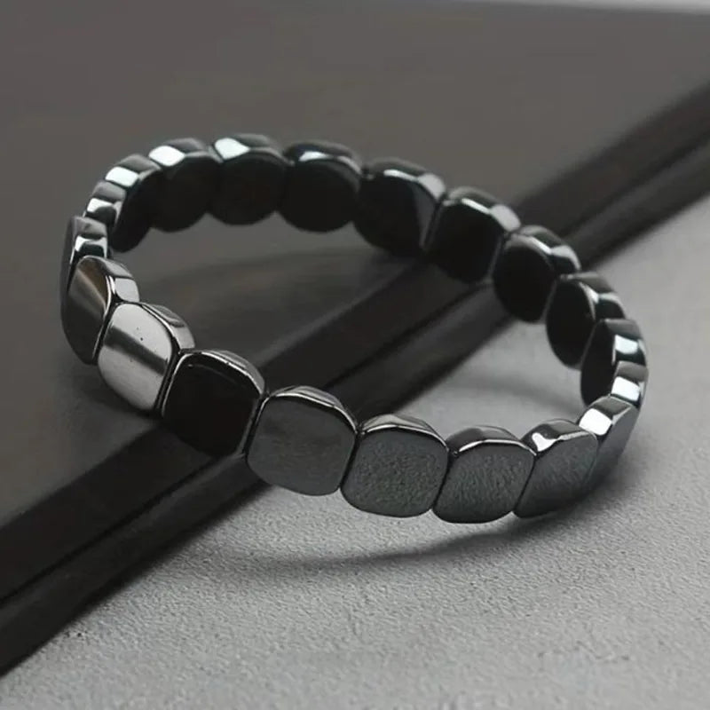 Bracelet en hématite — équilibre énergétique, clarté mentale, confiance, concentration
