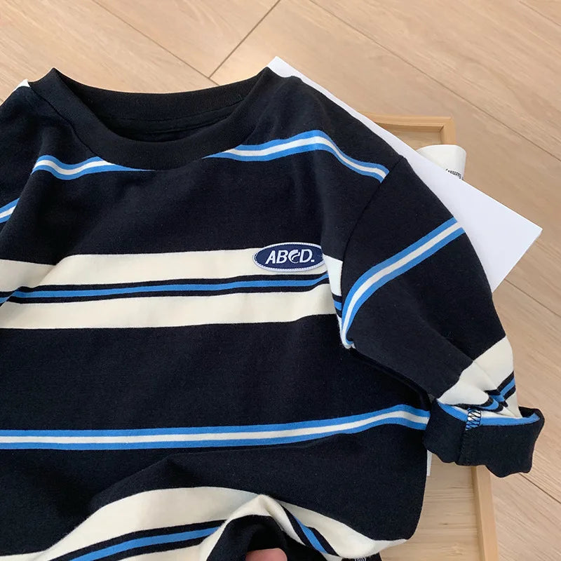 2025 otoño ropa de niños niñas manga larga camisetas básicas niños Cool raya algodón camiseta adolescente suelta casual 2-7 años top infantil