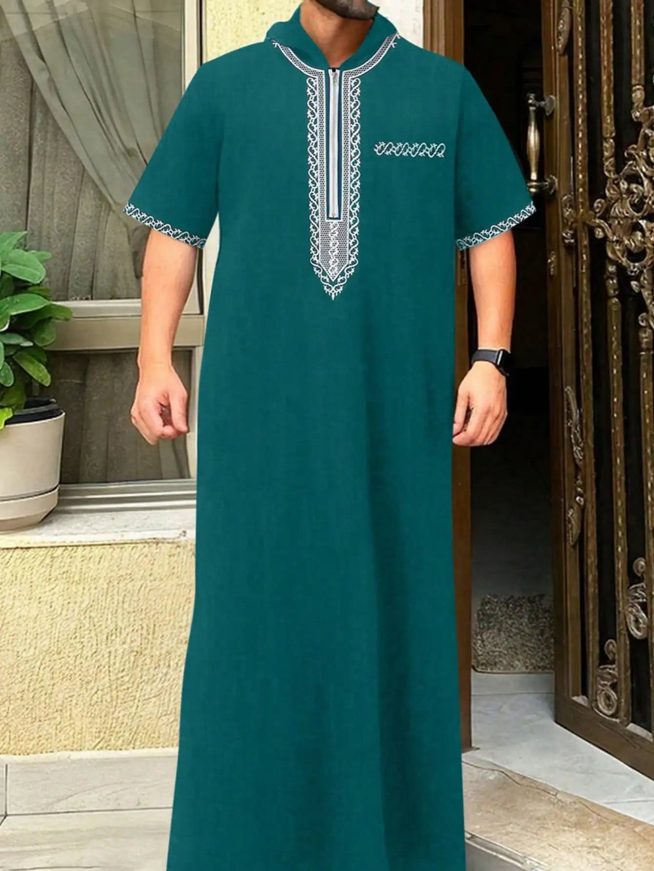 Thobe pour hommes marocain, manches longues style ethnique brodé col montant conception de fermeture éclair hommes musulmans à la mode Abaya fest arabe