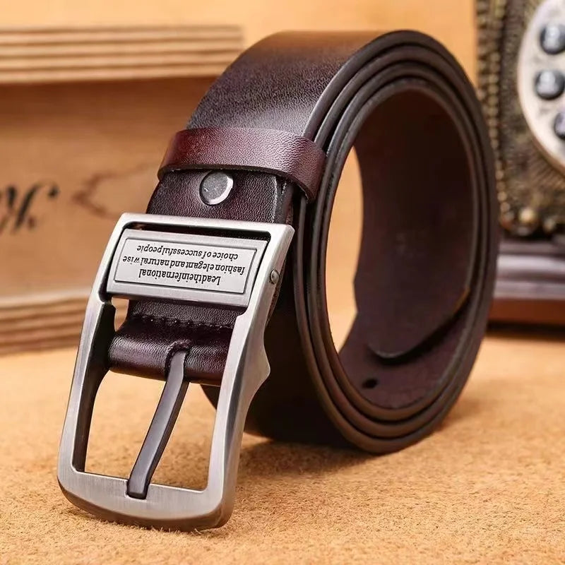 Cinturón de cuero de vaca para hombres, hebilla de aleación de metal, correa de cintura informal, marca de lujo para adultos, jeans de negocios, nueva moda