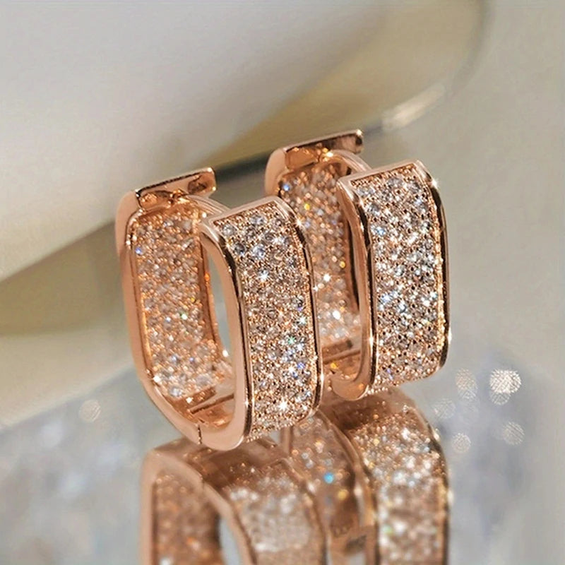 Huitan Bling Bling CZ pendientes para mujer de lujo color oro/plata moda contraída señora pendientes envío directo joyería