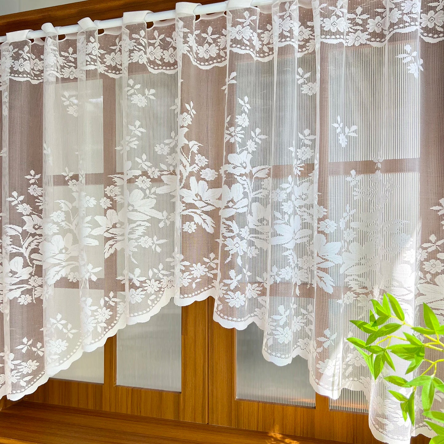 Rideau triangulaire transparent à fleurs blanches, demi-rideau pour petite fenêtre de cuisine, drapé de poche pour tringle de décoration de pays français
