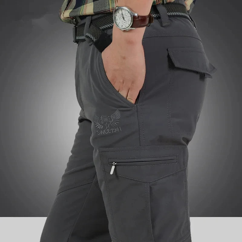 Men's Winter Fleece Tactical Pants Warm Cargo Pants Hunting Softshell Work Pants Thick Warm Waterproof Shark Skin Pants M-4XL