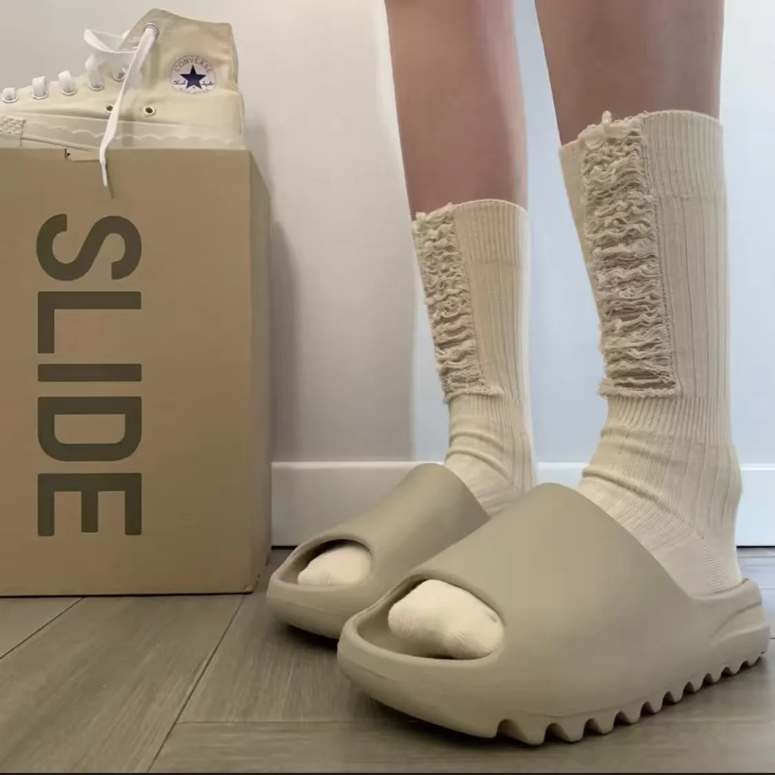 Women's and Men's Summer Slippers, Casual Sandals, Beach Shoes, Soft Bottom Slides, Thick Platform, EVA Non-Slip Home Slippers