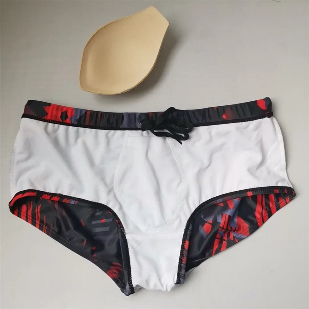 Hommes maillots de bain brésilien coupe traditionnelle maillots de bain bain Bikini Surf Boxer slips conseil Shorts troncs noir et rouge Sunga