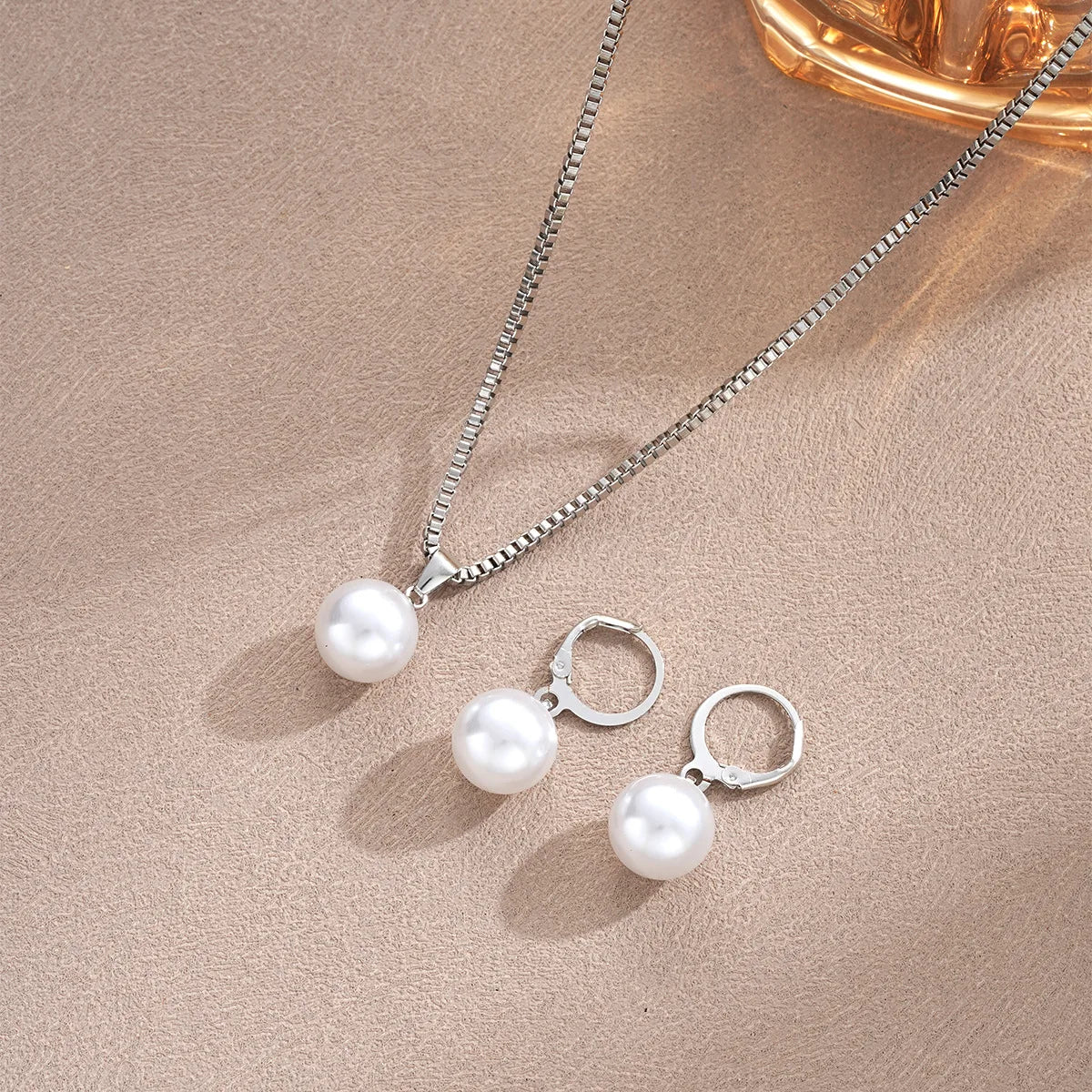 Conjunto de joyas de perlas para mujer, pendientes colgantes, colgante, collar, sencillo, delicado, para uso diario, accesorios de fiesta
