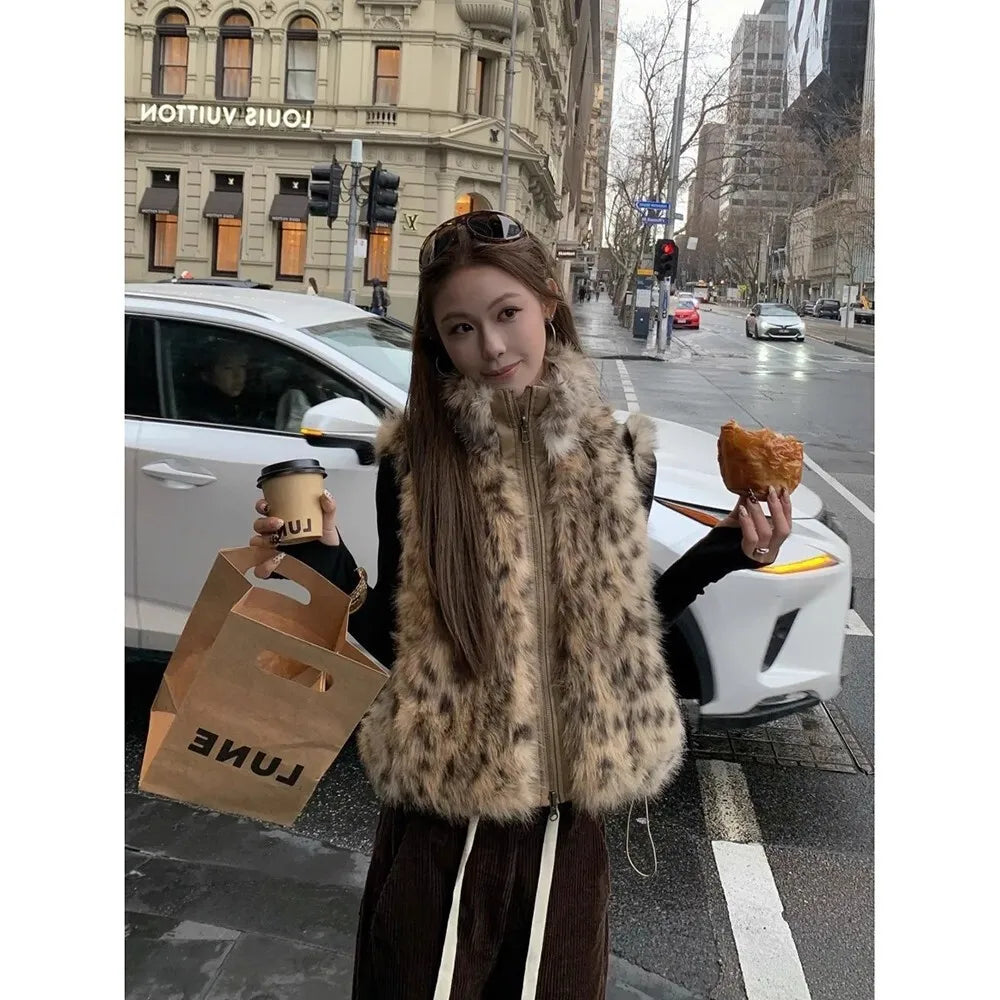 Gilet en fausse fourrure imprimé léopard pour femme, tendance, Style de rue, polyvalent, pour les déplacements quotidiens, col montant doux, confortable, hiver