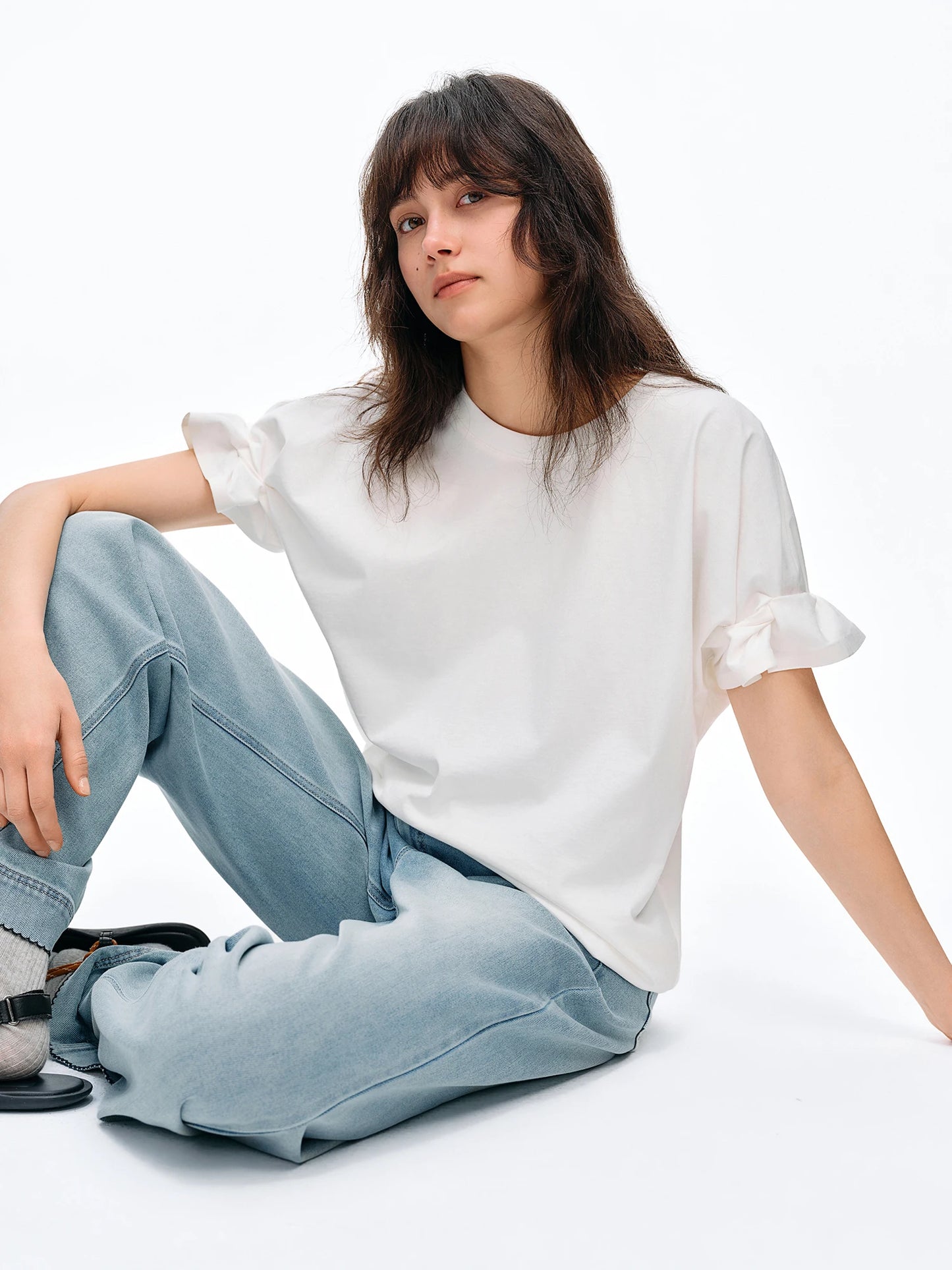 T-shirt femme en coton 2026 avec détail plissé — décontracté, confortable, quotidien, sorties estivales