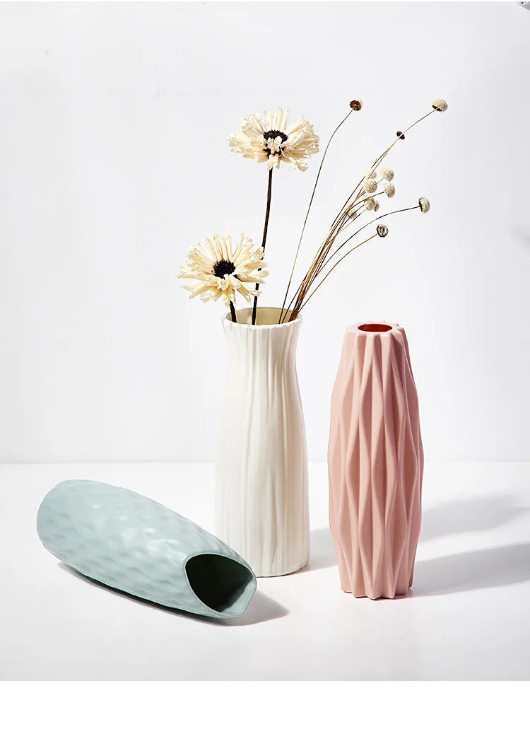 Vase nordique en plastique – Petit pot de fleurs décoratif pour salon, style moderne