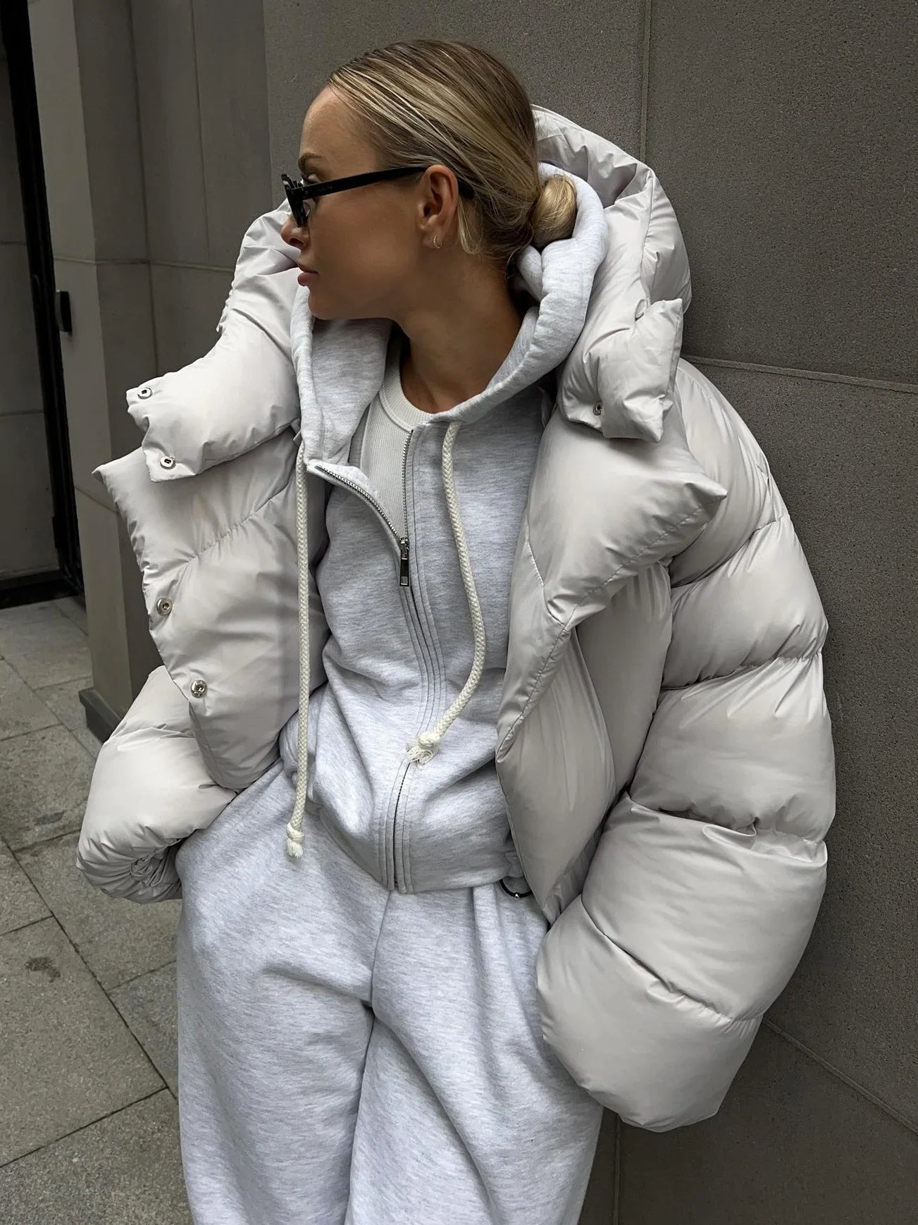 Women Autumn Winter Warm Thick Coat Long Sleeve Parkas Women Street Fashion Hoodies Women Cotton Padded Jacket 2025
