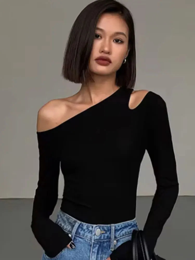 Camisetas de mujer de manga larga con cuello inclinado y hombros descubiertos, camisetas de manga larga ajustadas de color liso para primavera, camisetas ahuecadas sexys