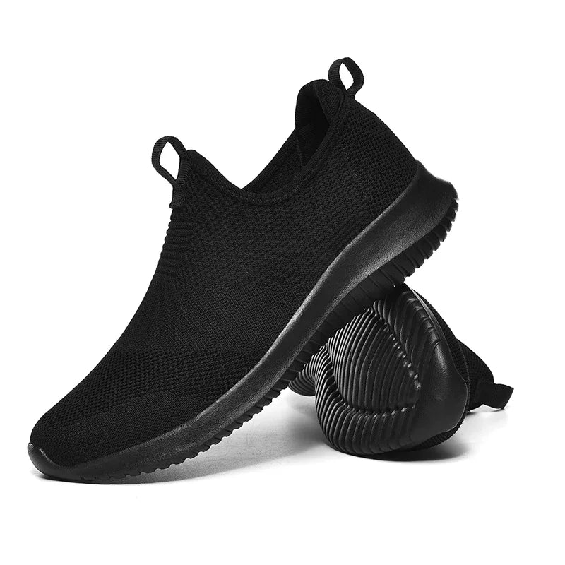 Zapatillas ligeras de malla Flyknit para hombre, calzado informal, sin cordones, calcetines para caminar, zapatillas planas, tallas grandes