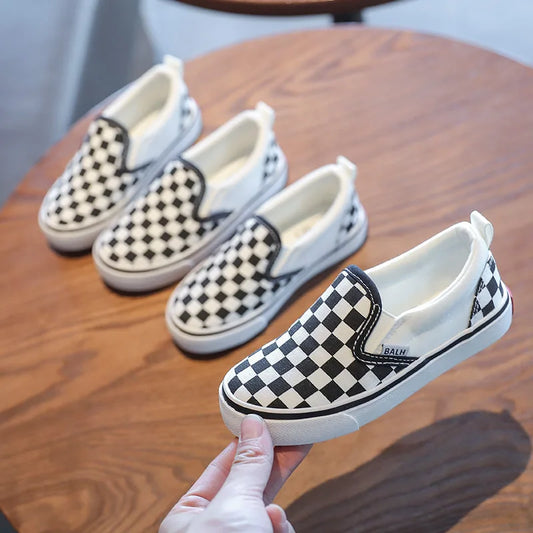 Chaussures de Jeu pour Enfants — Confort & Résistance