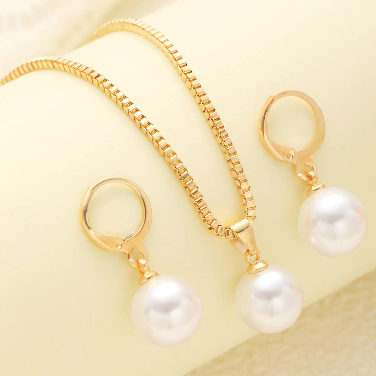 Conjunto de joyas de perlas para mujer, pendientes colgantes, colgante, collar, sencillo, delicado, para uso diario, accesorios de fiesta