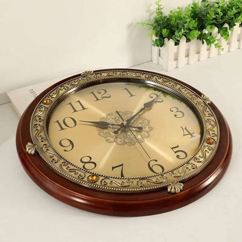 Reloj de pared de madera de lujo de Metal Retro estilo nórdico americano dorado relojes de pared silenciosos para dormitorio Shabby Chic sala de estar Reloj de regalo