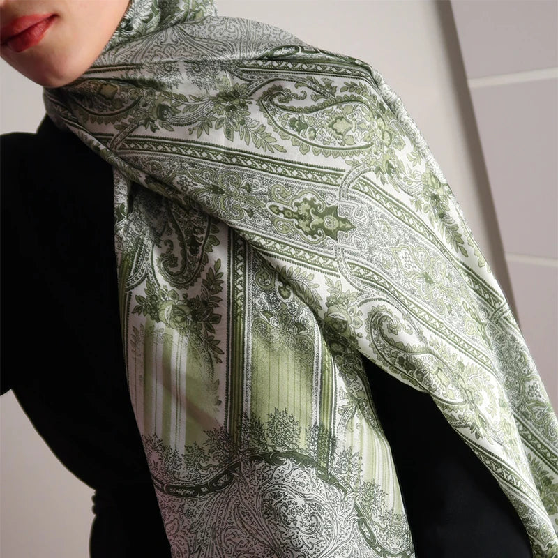 Foulard Hijab en Satin Soie pour Femme — Mode Été, Crème Solaire, Plage, Étole