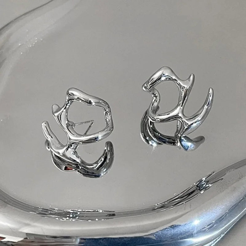 Pendientes líquidos irregulares Y2K para mujer, color plata, estilo Hip-Hop Punk, moda geométrica, Clip para chica, joyería de fiesta, tendencia 2024