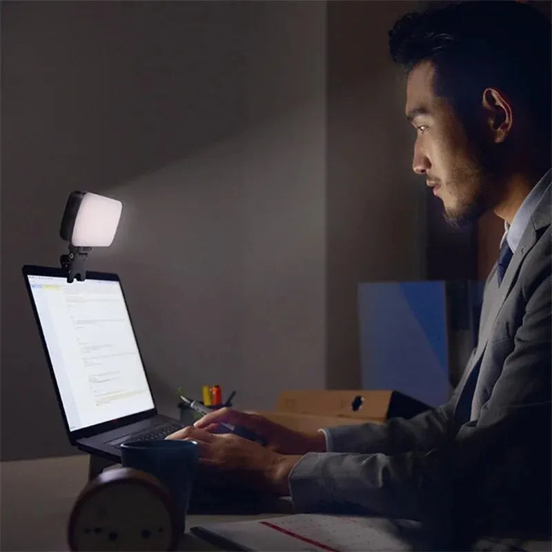 Lumière de remplissage portable avec pince, trépied et perche – Éclairage réglable pour selfie et vidéo