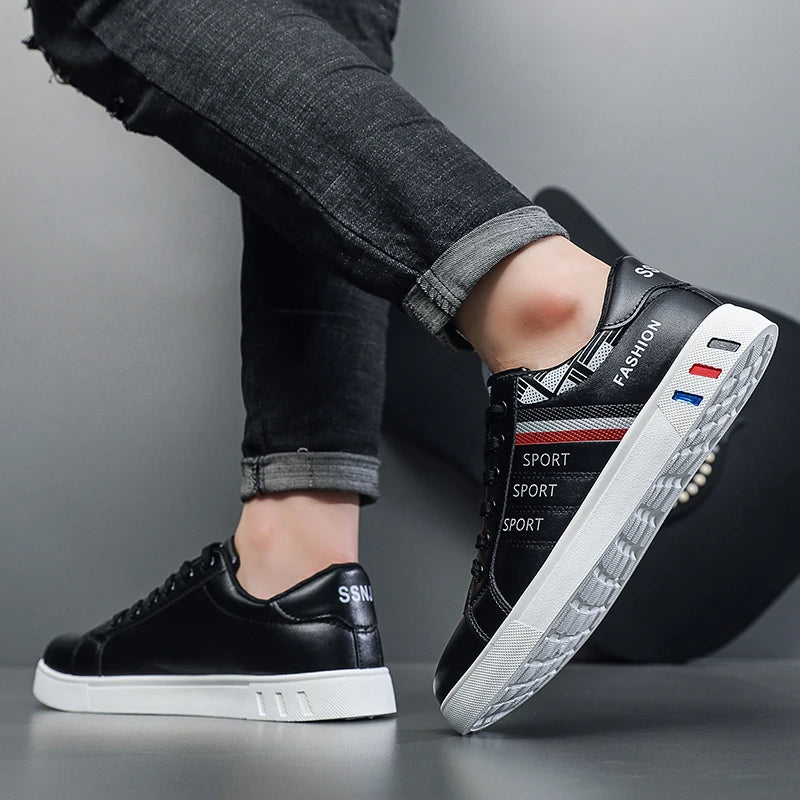 Zapatos de hombre primavera, zapatos clásicos nuevos, zapatos de hombre de moda, versátiles, de talla grande, zapatos blancos, zapatillas de suela gruesa, zapatillas casual